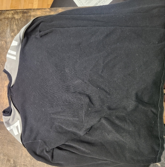 Long sleeve zipper arms shirt - Picture 2 of 3